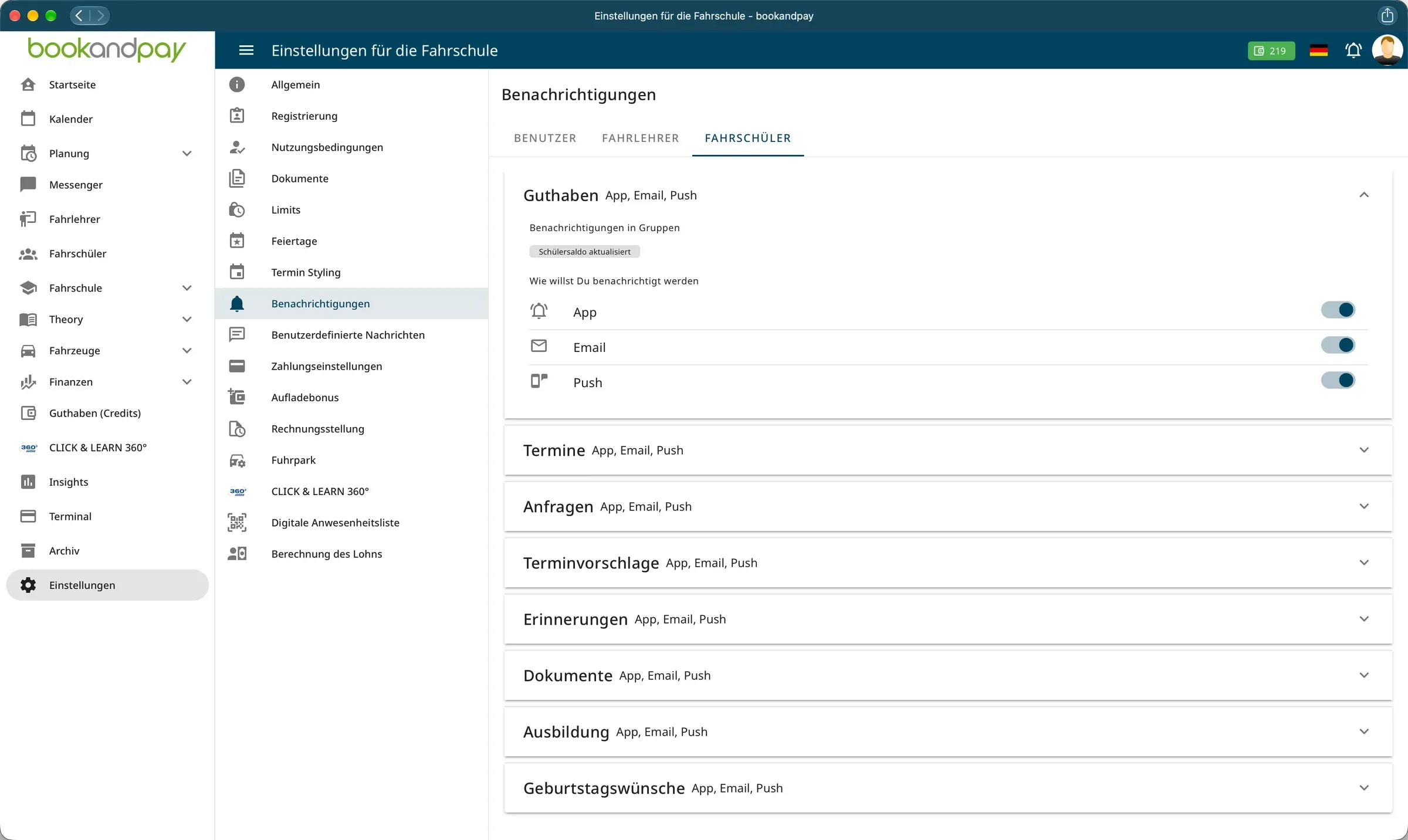 Benachrichtigungseinstellungen im Reiter Fahrschüler mit den Gruppen Guthaben, Termine, Anfragen, Terminvorschläge, Erinnerungen, Dokumente, Ausbildung und Geburtstagswünsche